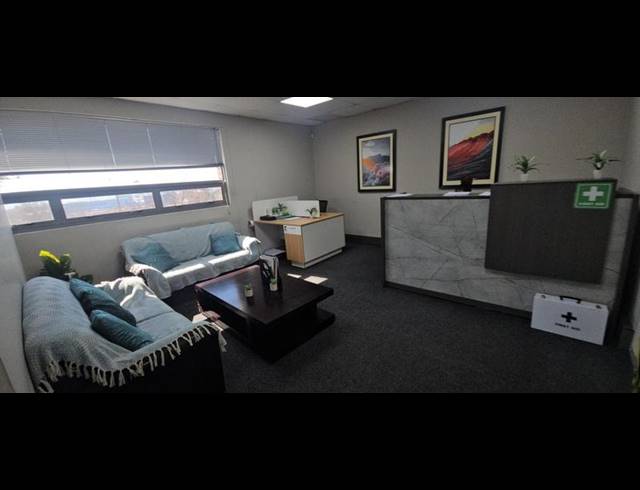 BUSINESS PROPERTY TO RENT IN MIDRIDGE PARK